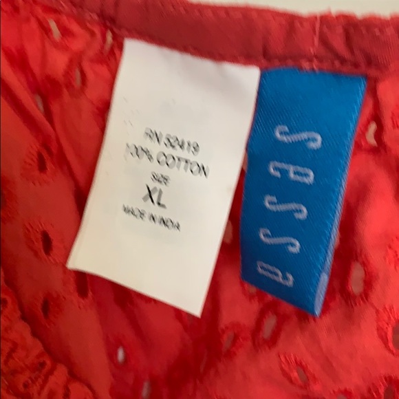 Sessa beach coverup - Picture 2 of 4